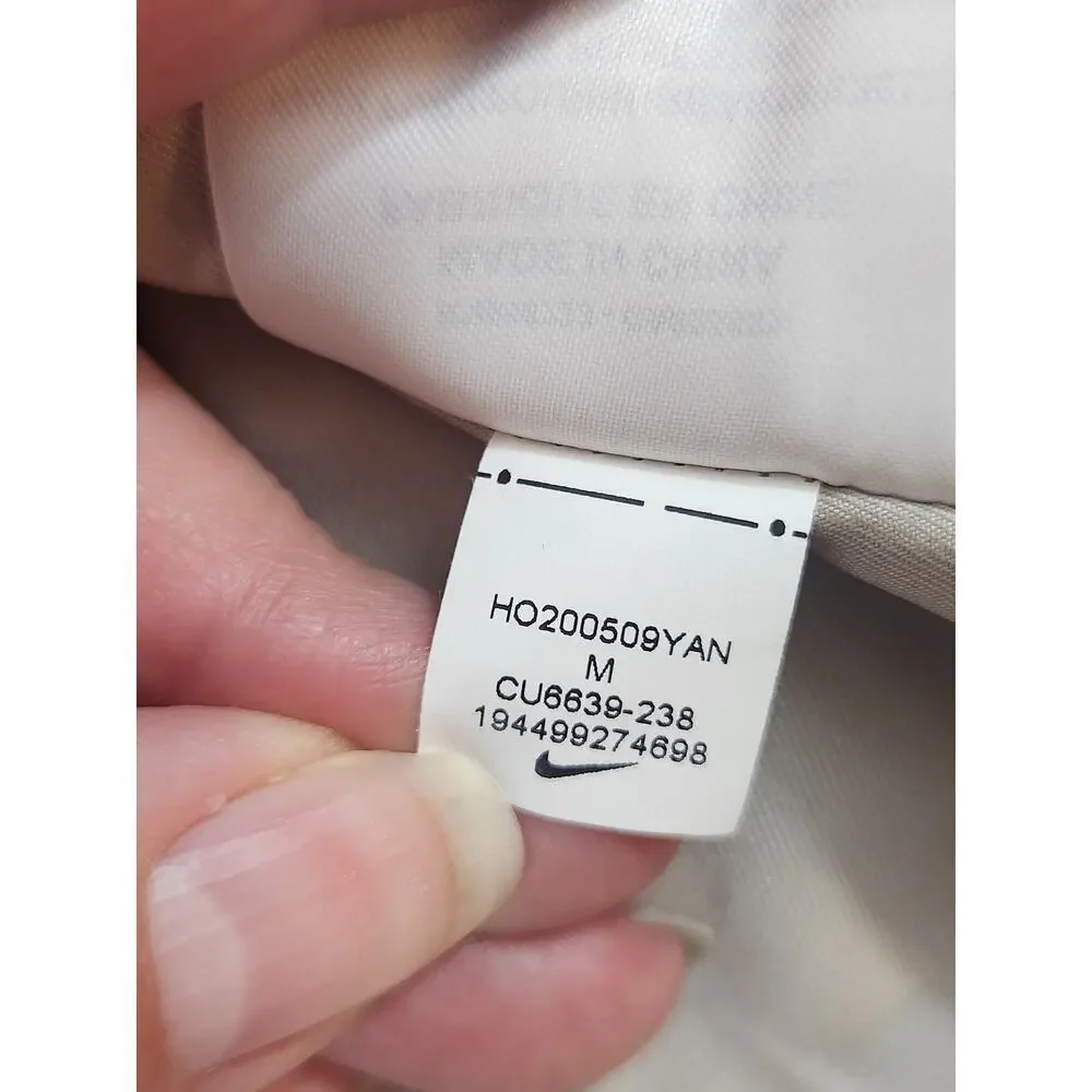 Nike white cream Sherpa fleece jacket sz Med. lined‎ cropped big swoosh